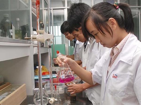 Phát triển kinh tế dựa vào sức sáng tạo