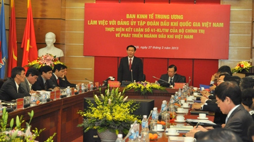 Ban Kinh tế Trung ương làm việc với Tập đoàn Dầu khí Quốc gia Việt Nam về Chiến lược phát triển ngành Dầu khí