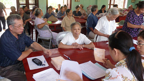 Tăng lương hưu, trợ cấp cho cán bộ xã đã nghỉ việc