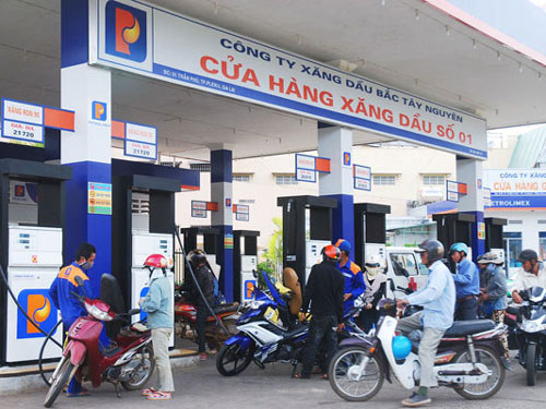 Kịp thời điều chỉnh thuế nhập khẩu và giá bán lẻ xăng dầu