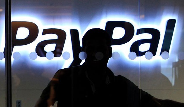 Hacker móc ví Paypal