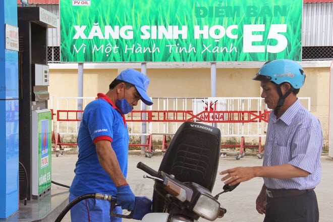 Hà Nội bán xăng sinh học E5 tại 47 cửa hàng