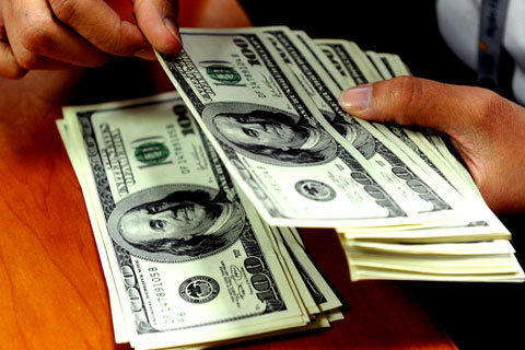 Nguy cơ từ sự tăng giá của đồng USD