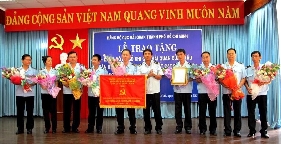 Đảng bộ Chi cục Hải quan Tân Sơn Nhất: 5 năm liền trong sạch, vững mạnh tiêu biểu